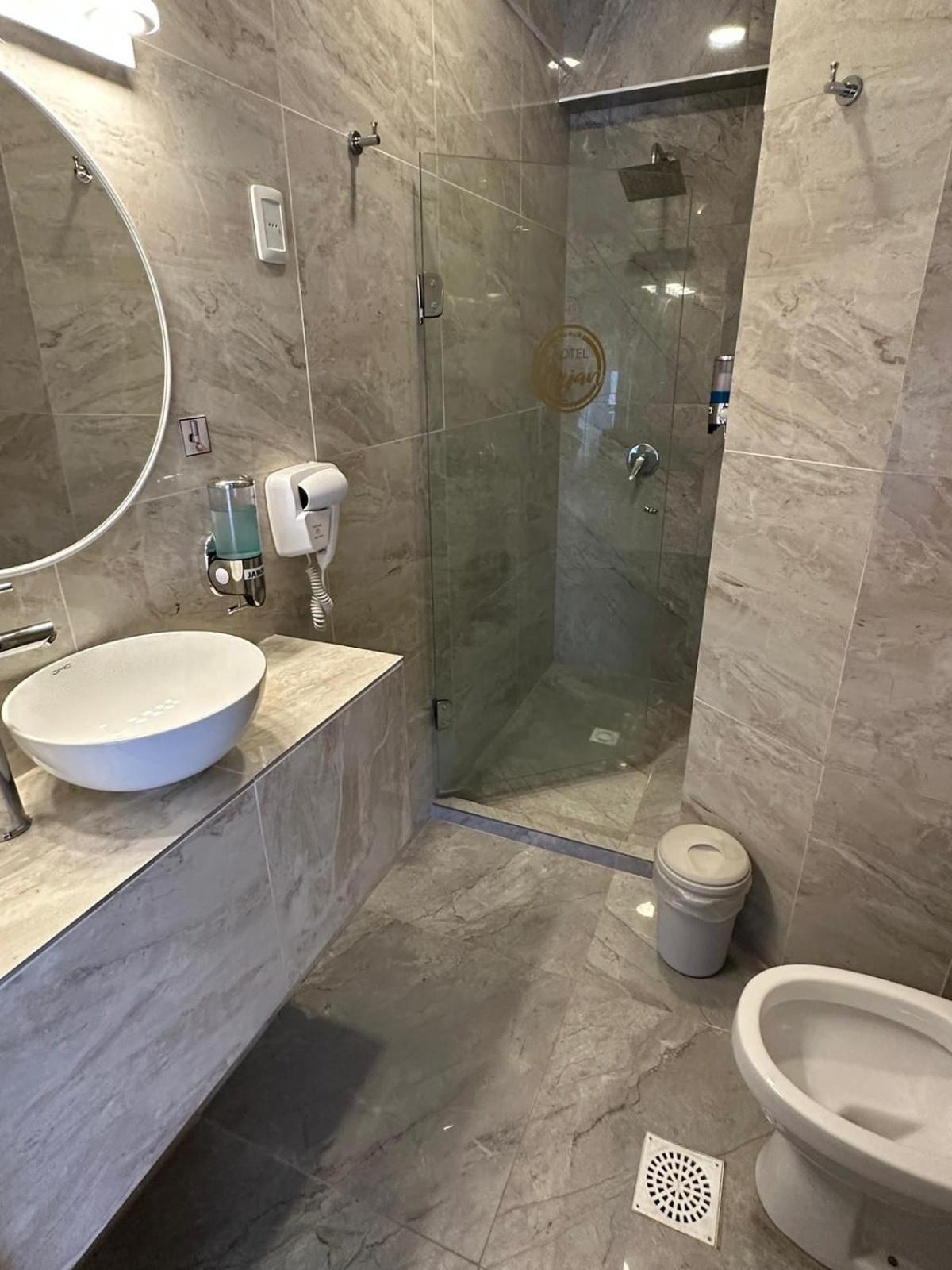 Piriápolis Hotel Lujan מראה חיצוני תמונה